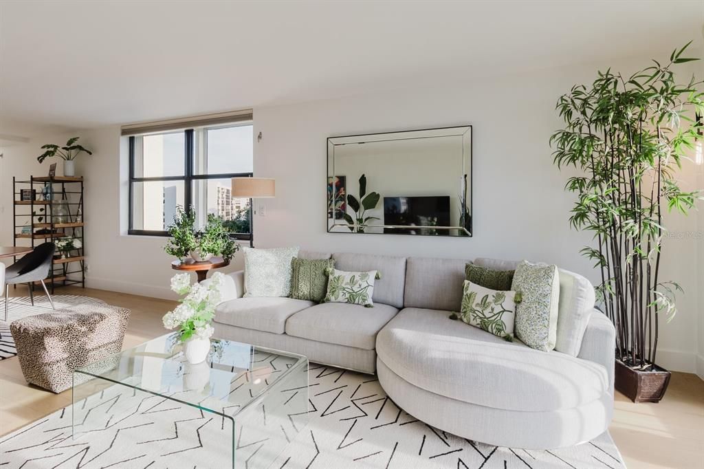 En Venta: $624,900 (2 camas, 2 baños, 1395 Pies cuadrados)