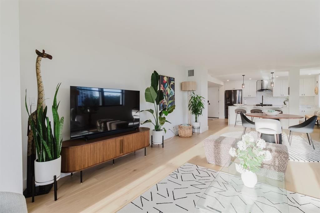 En Venta: $624,900 (2 camas, 2 baños, 1395 Pies cuadrados)