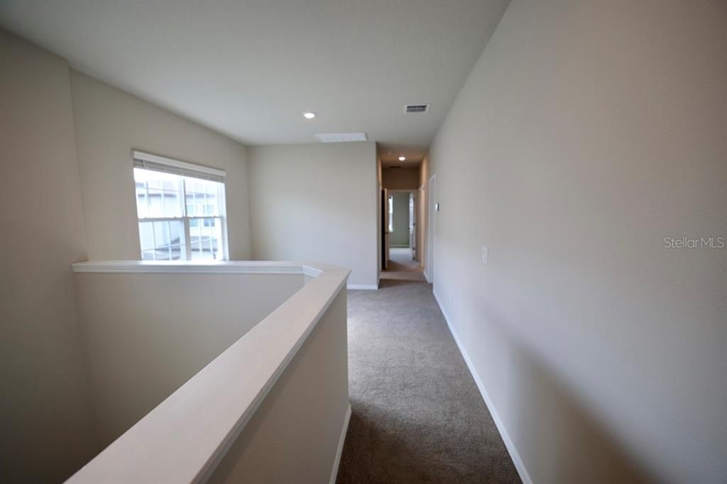 В аренду: $2,500 (4 спален, 2 ванн, 2101 Квадратных фут)