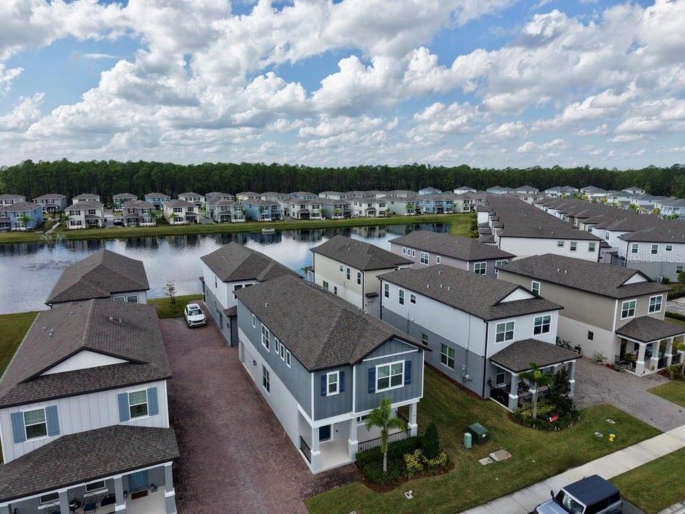 В аренду: $2,500 (4 спален, 2 ванн, 2101 Квадратных фут)