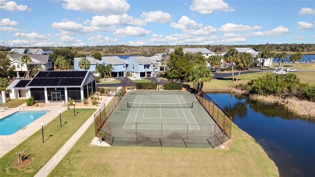 For Sale: $434,000 (3 beds, 2 baths, 1392 Square Feet)