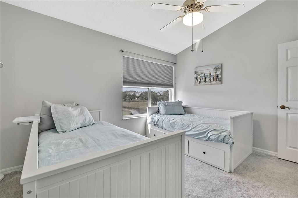 For Sale: $434,000 (3 beds, 2 baths, 1392 Square Feet)