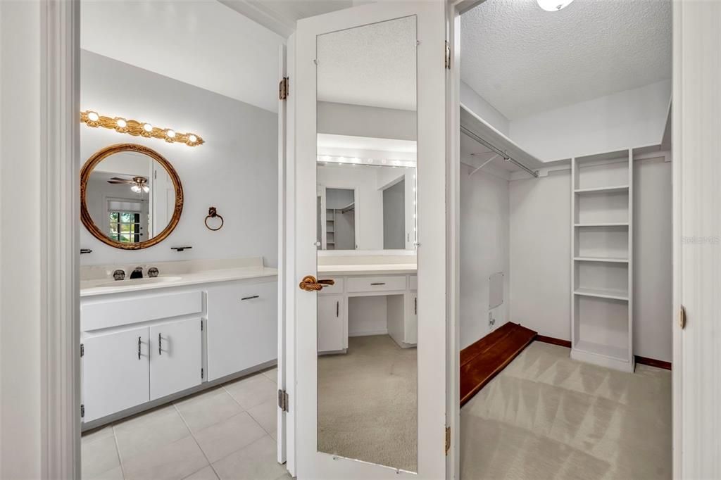 Под контрактом: $2,400 (4 спален, 2 ванн, 2998 Квадратных фут)