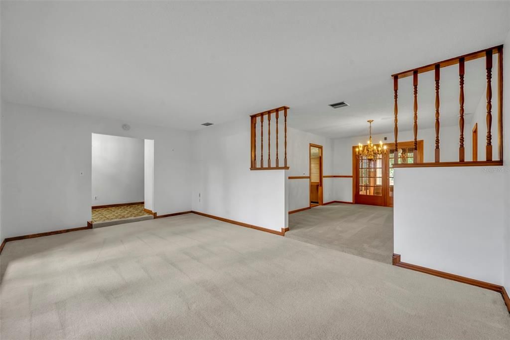 Под контрактом: $2,400 (4 спален, 2 ванн, 2998 Квадратных фут)