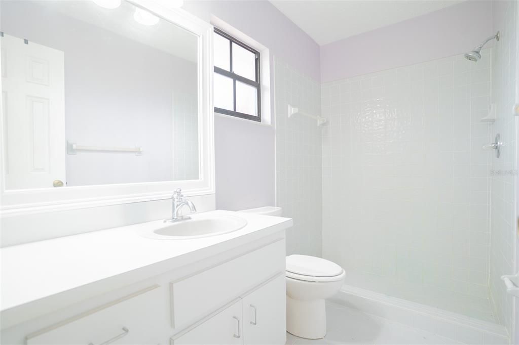 For Sale: $239,990 (2 beds, 2 baths, 1224 Square Feet)