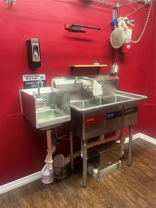 待售: $11,340 (0 贝兹, 0 浴室, 4440 平方英尺)