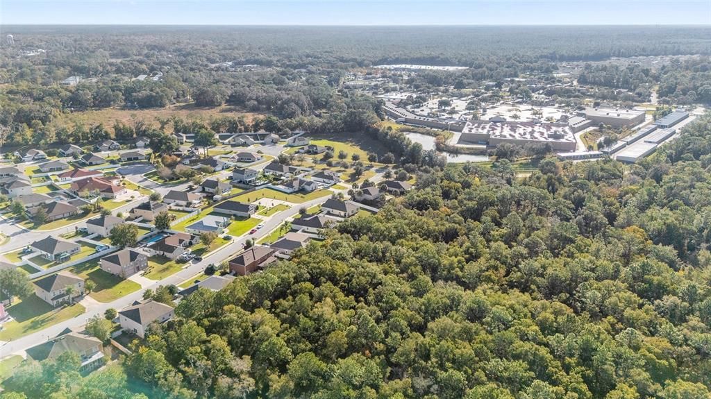 待售: $334,000 (4 贝兹, 2 浴室, 1827 平方英尺)