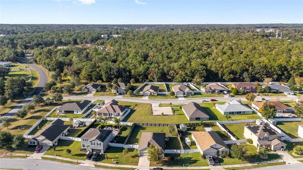 待售: $334,000 (4 贝兹, 2 浴室, 1827 平方英尺)