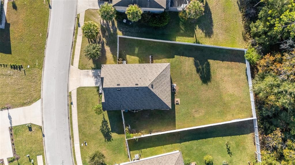 待售: $334,000 (4 贝兹, 2 浴室, 1827 平方英尺)