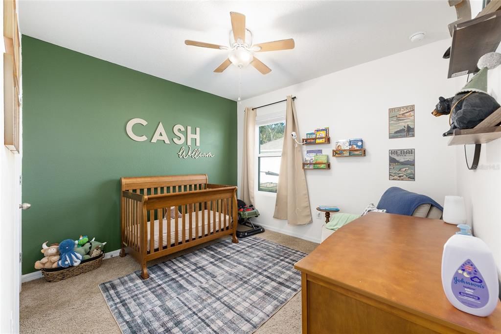 待售: $334,000 (4 贝兹, 2 浴室, 1827 平方英尺)