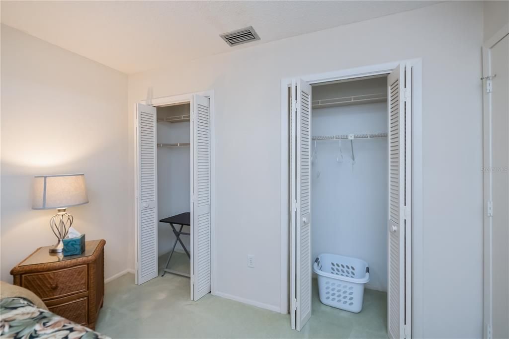 For Sale: $675,000 (4 beds, 2 baths, 2452 Square Feet)