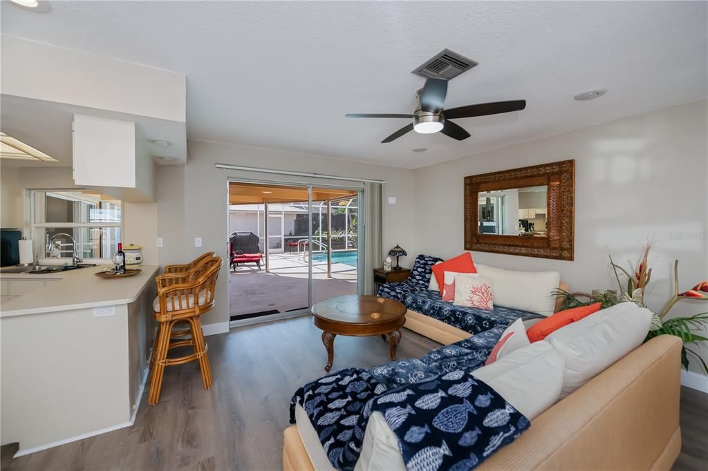 For Sale: $675,000 (4 beds, 2 baths, 2452 Square Feet)