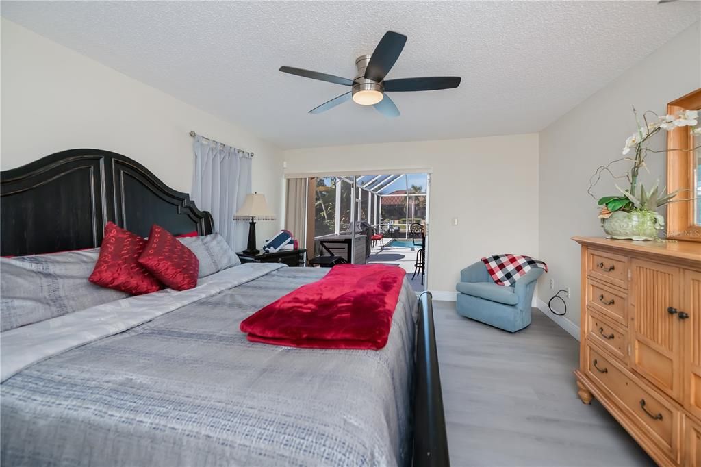 For Sale: $675,000 (4 beds, 2 baths, 2452 Square Feet)