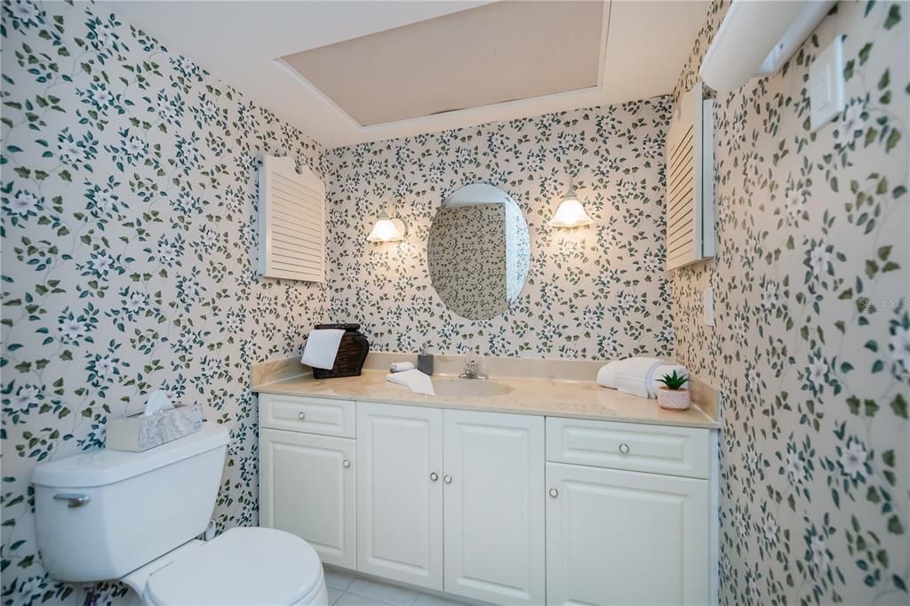 For Sale: $675,000 (4 beds, 2 baths, 2452 Square Feet)