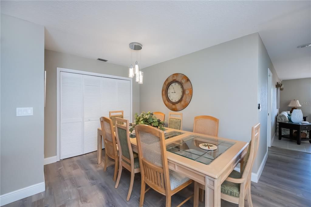 For Sale: $675,000 (4 beds, 2 baths, 2452 Square Feet)