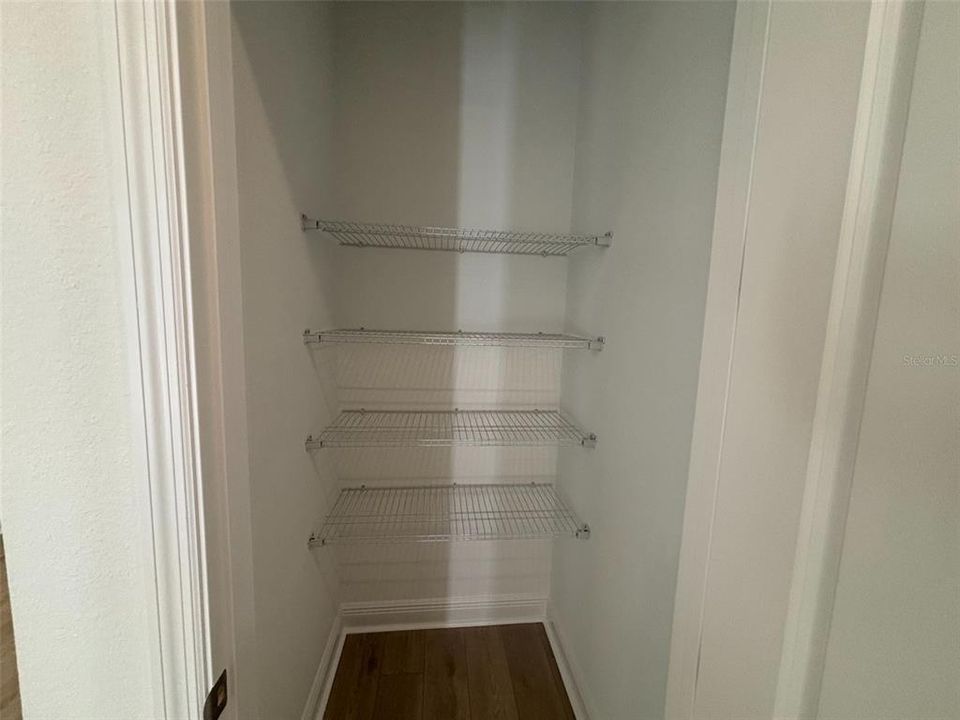 For Sale: $599,990 (4 beds, 3 baths, 2724 Square Feet)