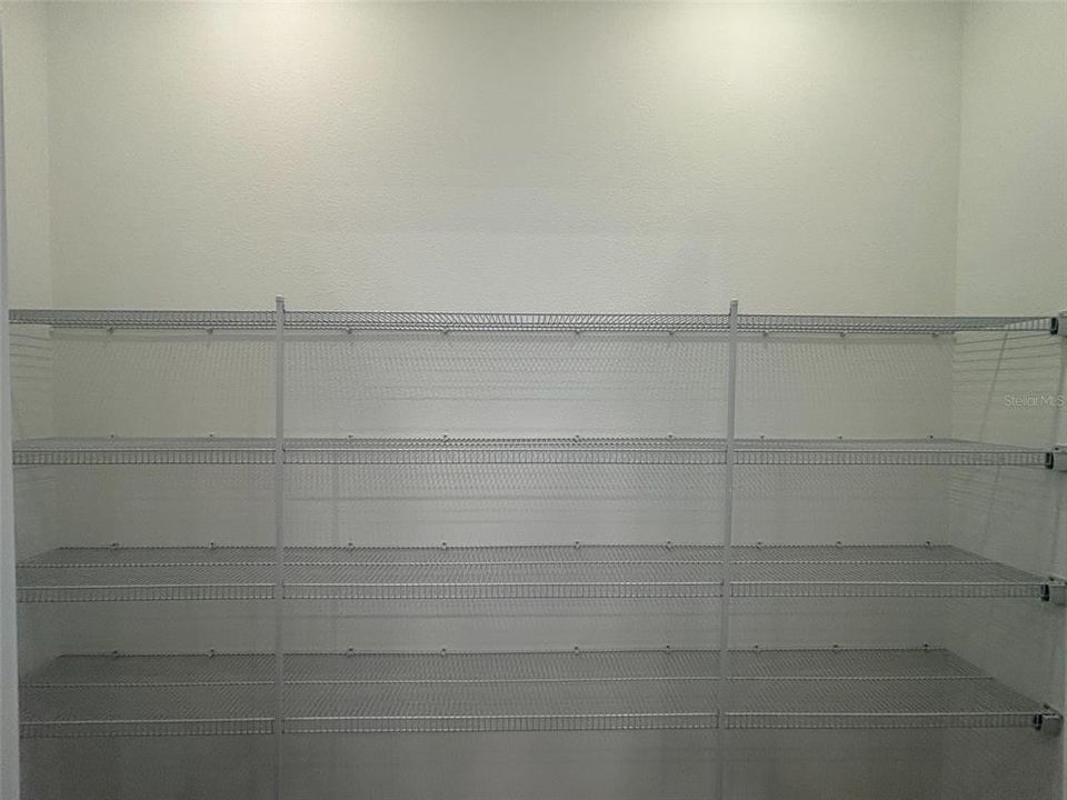 For Sale: $599,990 (4 beds, 3 baths, 2724 Square Feet)