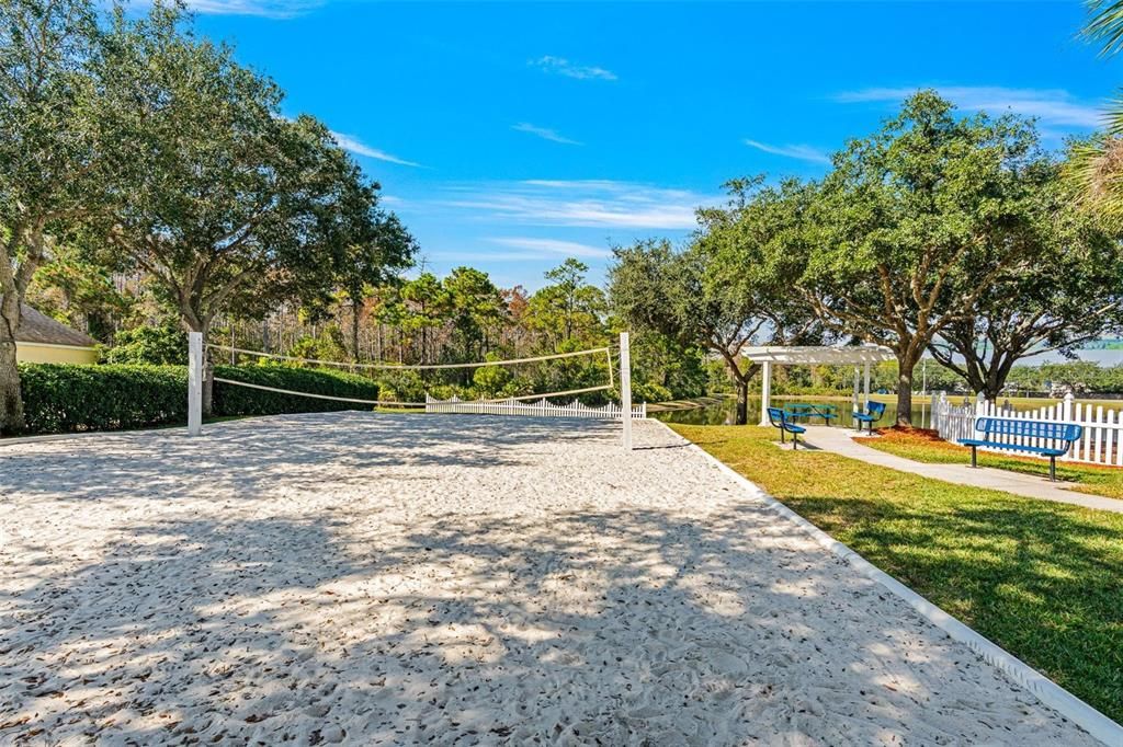 For Sale: $449,900 (4 beds, 2 baths, 1976 Square Feet)