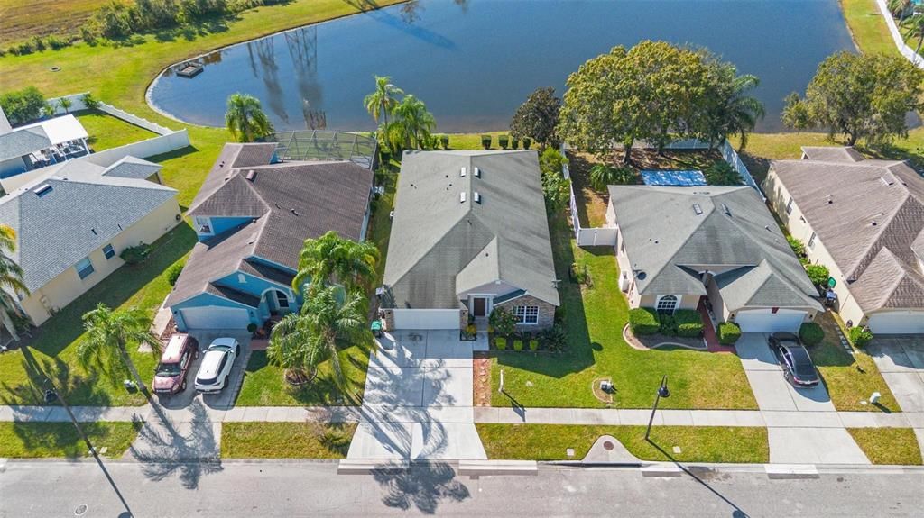 For Sale: $449,900 (4 beds, 2 baths, 1976 Square Feet)