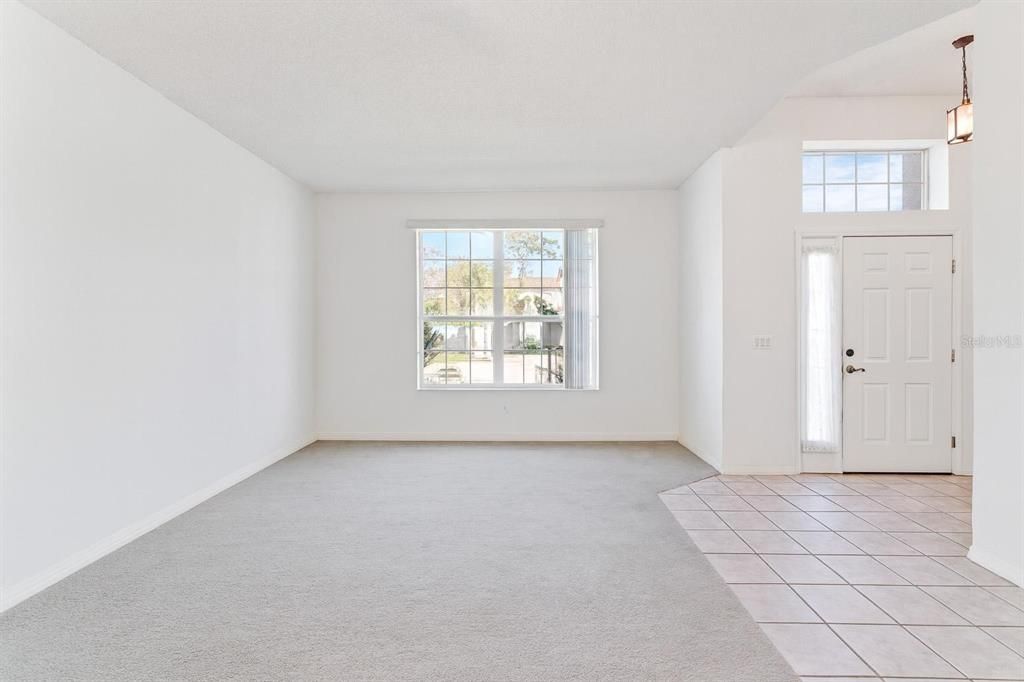 For Sale: $449,900 (4 beds, 2 baths, 1976 Square Feet)