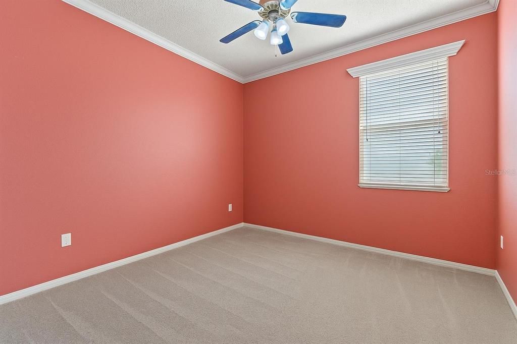 For Sale: $449,900 (4 beds, 2 baths, 1976 Square Feet)