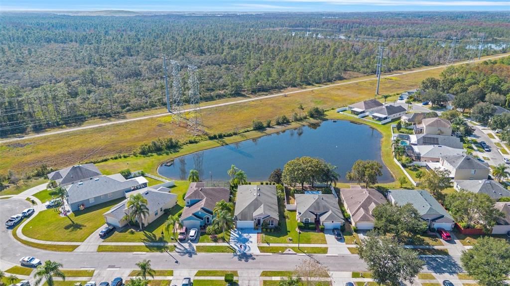 For Sale: $449,900 (4 beds, 2 baths, 1976 Square Feet)