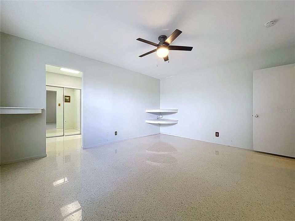 For Rent: $3,300 (4 beds, 3 baths, 2692 Square Feet)