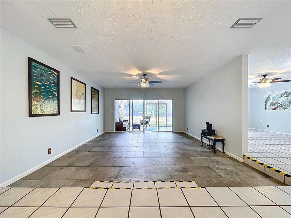 For Rent: $3,300 (4 beds, 3 baths, 2692 Square Feet)