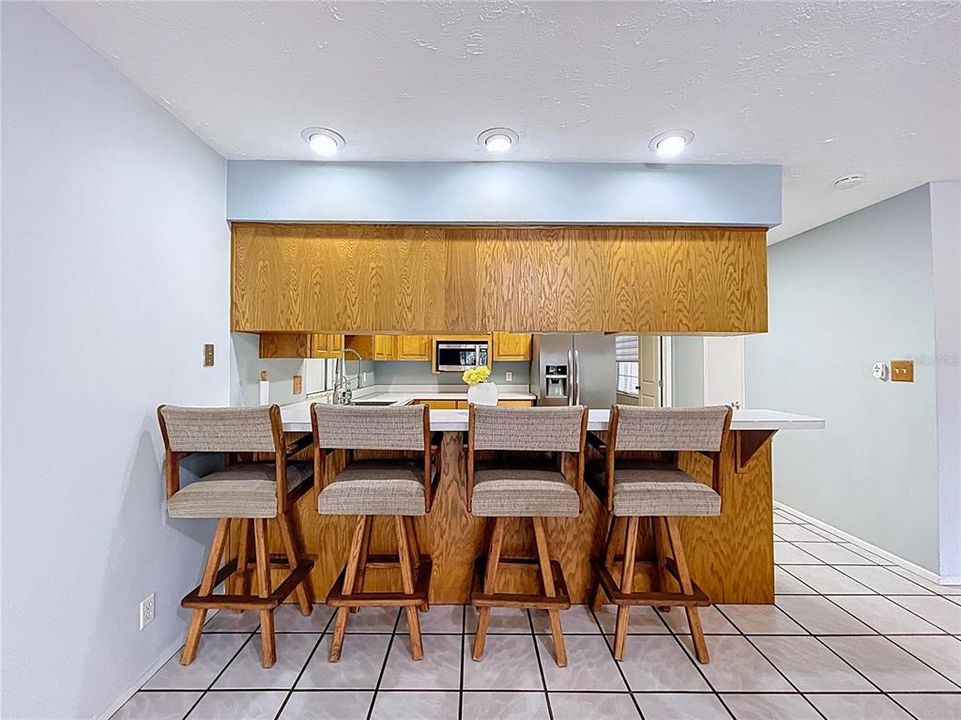 For Rent: $3,300 (4 beds, 3 baths, 2692 Square Feet)