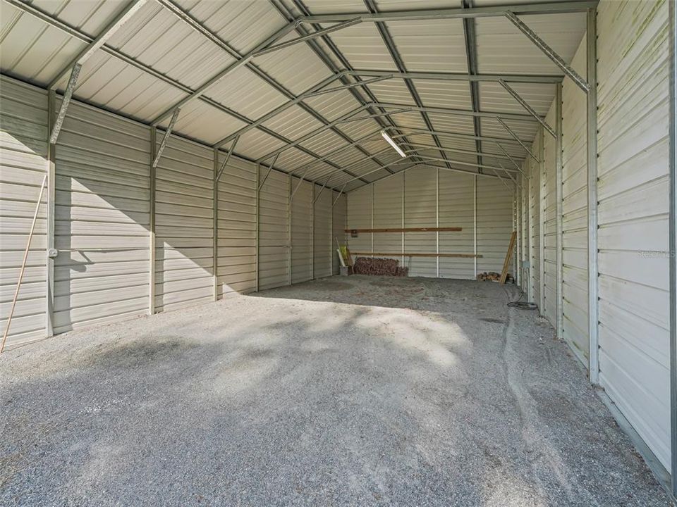 Active With Contract: $284,500 (2 beds, 1 baths, 1230 Square Feet)