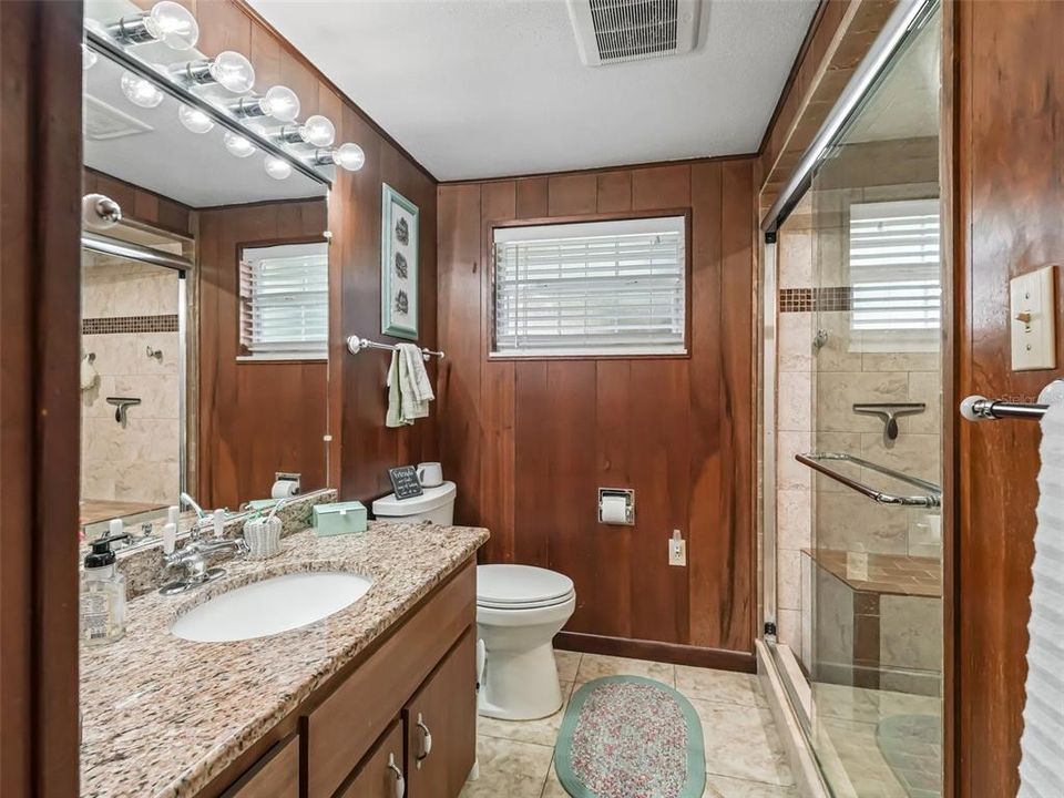 Active With Contract: $284,500 (2 beds, 1 baths, 1230 Square Feet)