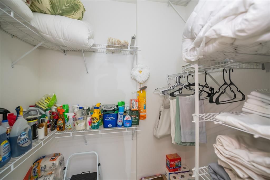 En Venta: $850,000 (3 camas, 3 baños, 2255 Pies cuadrados)