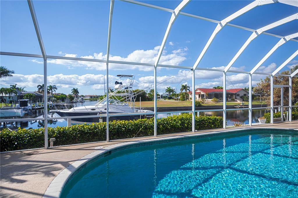 En Venta: $850,000 (3 camas, 3 baños, 2255 Pies cuadrados)