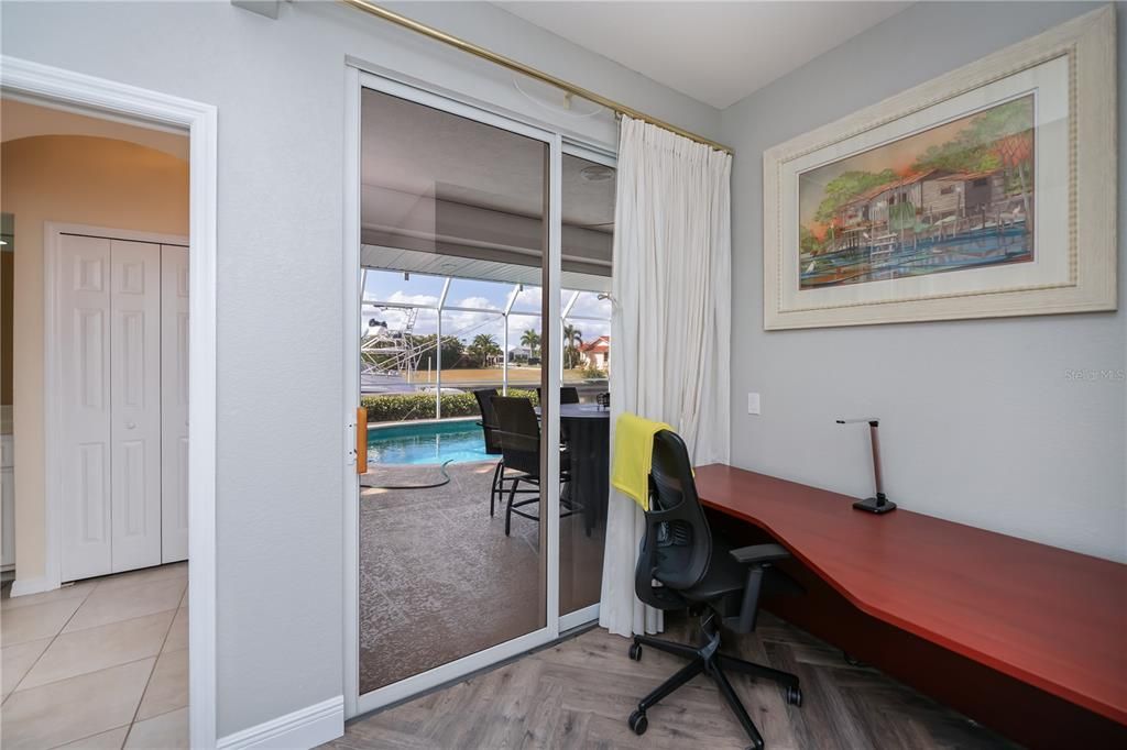 En Venta: $850,000 (3 camas, 3 baños, 2255 Pies cuadrados)