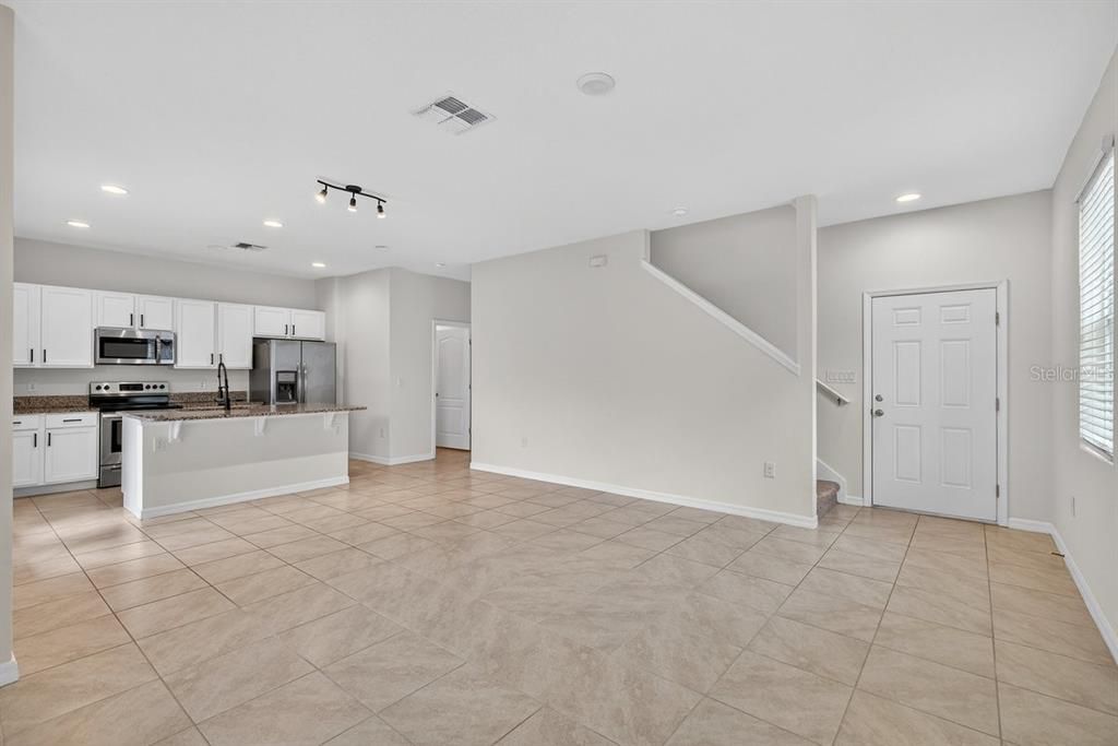 For Sale: $269,000 (3 beds, 2 baths, 1648 Square Feet)