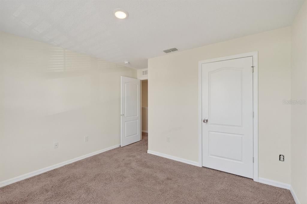 For Sale: $269,000 (3 beds, 2 baths, 1648 Square Feet)