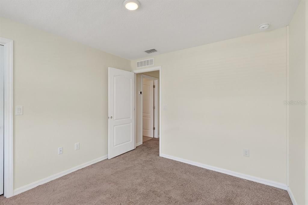 For Sale: $269,000 (3 beds, 2 baths, 1648 Square Feet)