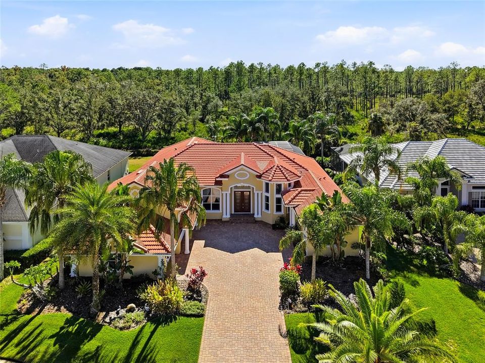 En Venta: $1,100,000 (5 camas, 4 baños, 4324 Pies cuadrados)