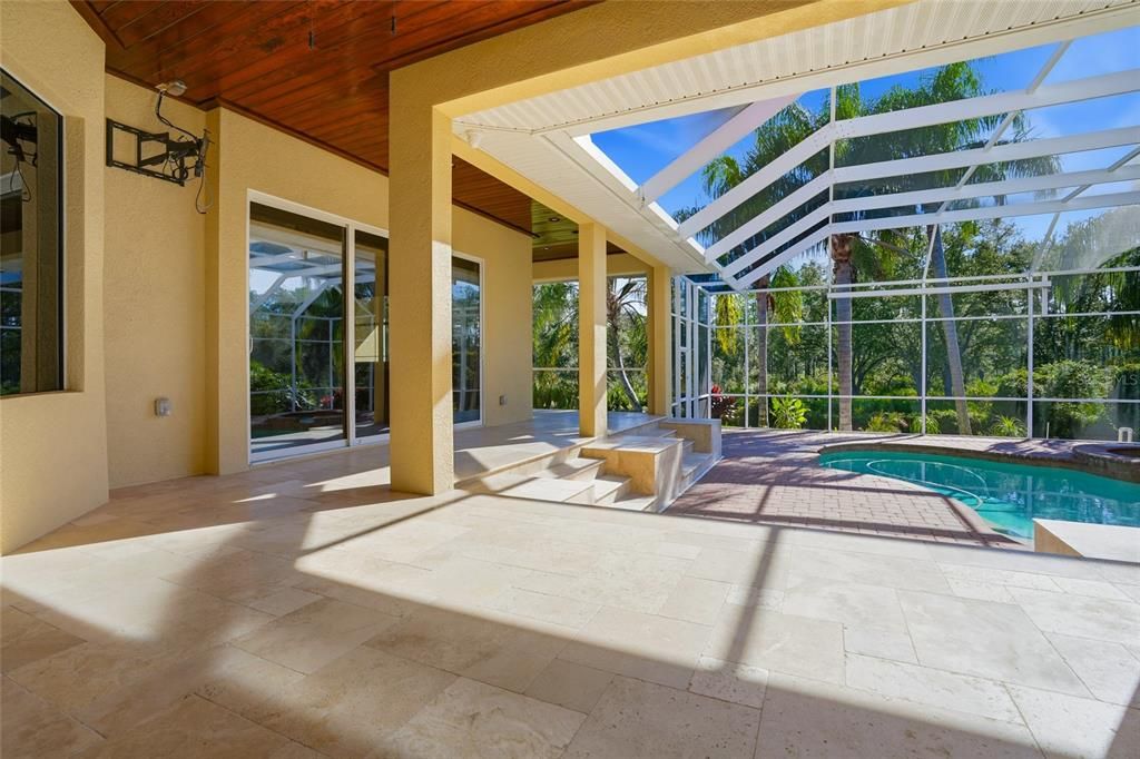 En Venta: $1,100,000 (5 camas, 4 baños, 4324 Pies cuadrados)