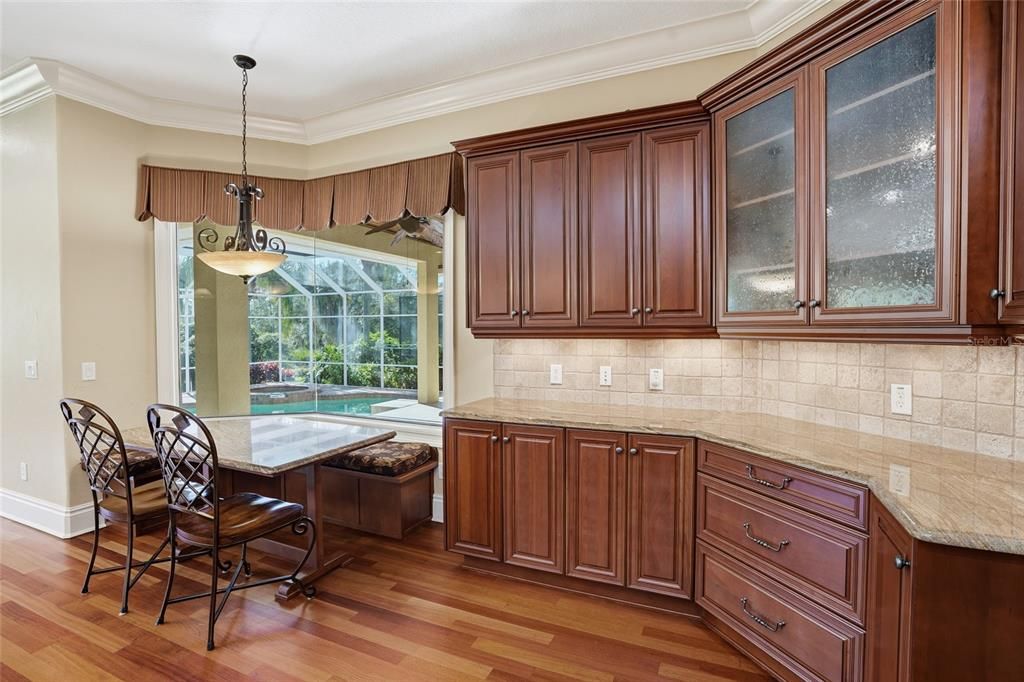 En Venta: $1,100,000 (5 camas, 4 baños, 4324 Pies cuadrados)