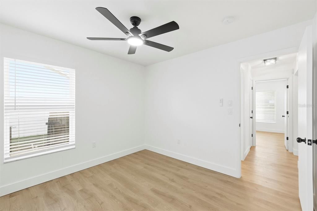 For Sale: $549,899 (3 beds, 2 baths, 1474 Square Feet)