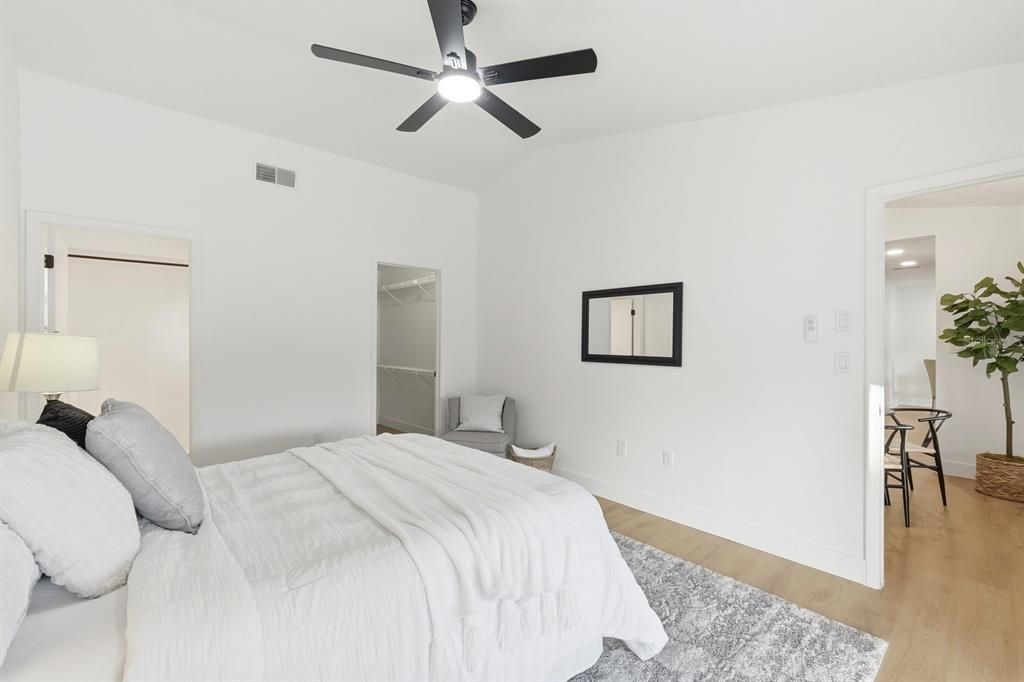 For Sale: $549,899 (3 beds, 2 baths, 1474 Square Feet)