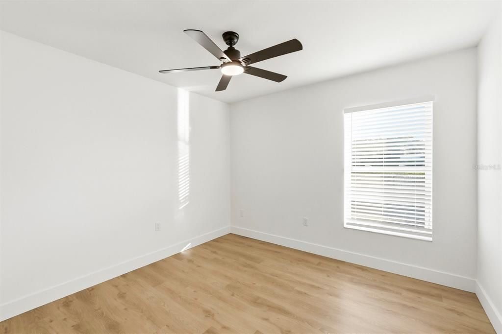 For Sale: $549,899 (3 beds, 2 baths, 1474 Square Feet)