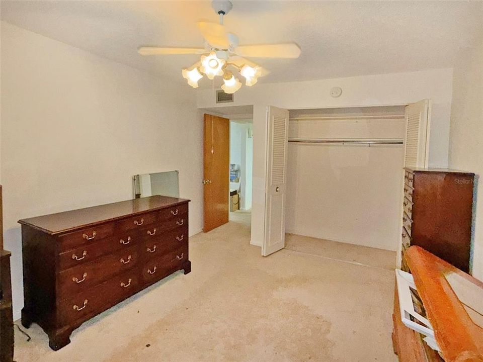 На продажу: $100,000 (2 спален, 2 ванн, 1029 Квадратных фут)