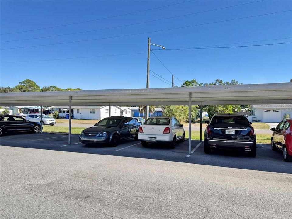 На продажу: $100,000 (2 спален, 2 ванн, 1029 Квадратных фут)