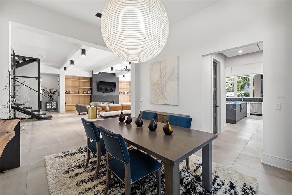 For Sale: $4,998,000 (5 beds, 5 baths, 5889 Square Feet)