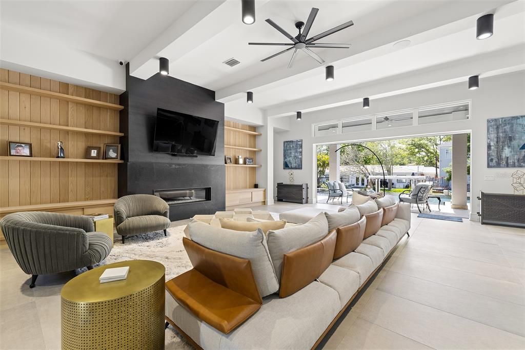 For Sale: $4,998,000 (5 beds, 5 baths, 5889 Square Feet)