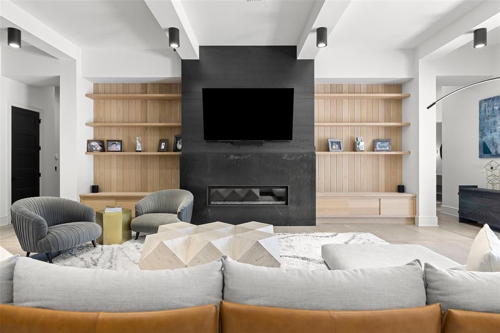 For Sale: $4,998,000 (5 beds, 5 baths, 5889 Square Feet)