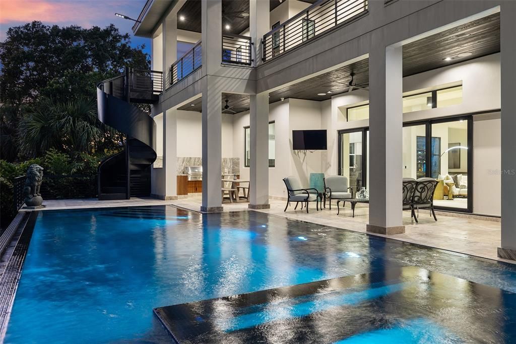 For Sale: $4,998,000 (5 beds, 5 baths, 5889 Square Feet)