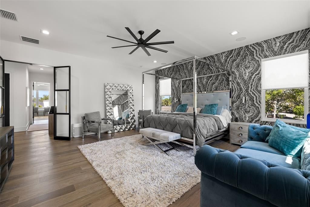 For Sale: $4,998,000 (5 beds, 5 baths, 5889 Square Feet)